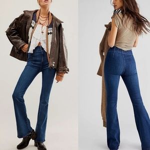 Free People We The Free Jayde Flare Jeans in Night Sky Size 31